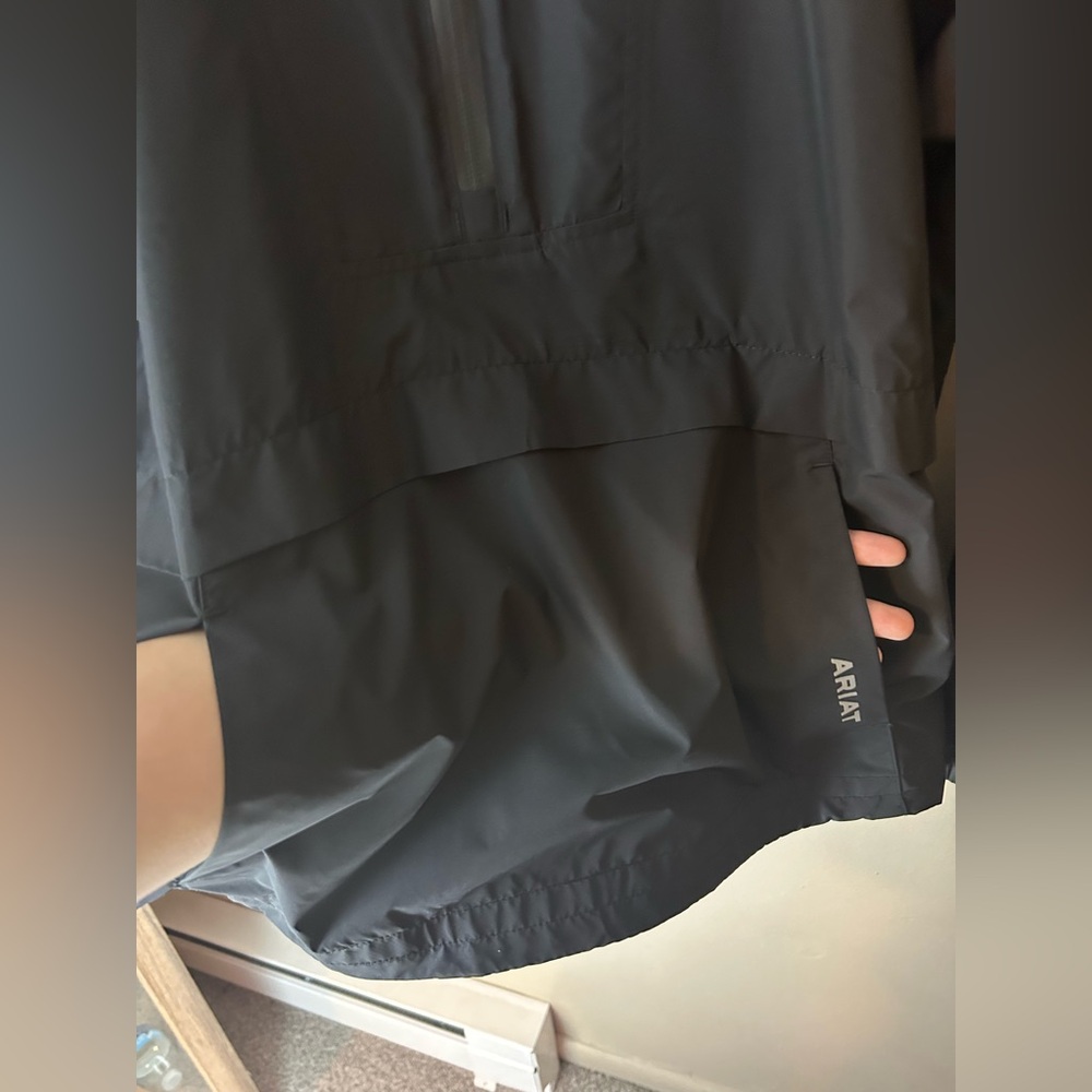 NWOT Ariat Whisper Pullover 1/4 Zip Jacket in: Black, Size S Western Nuetral - Picture 4 of 7